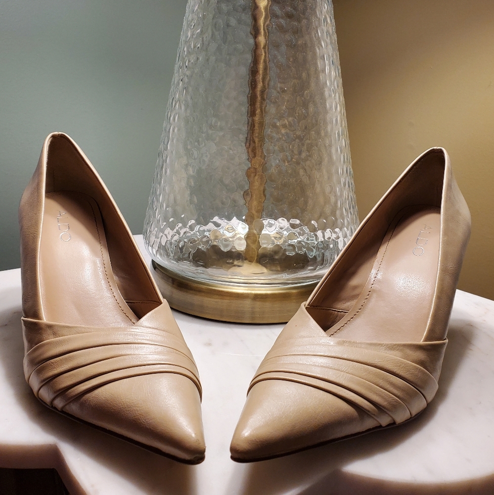 Nude Aldo Pumps